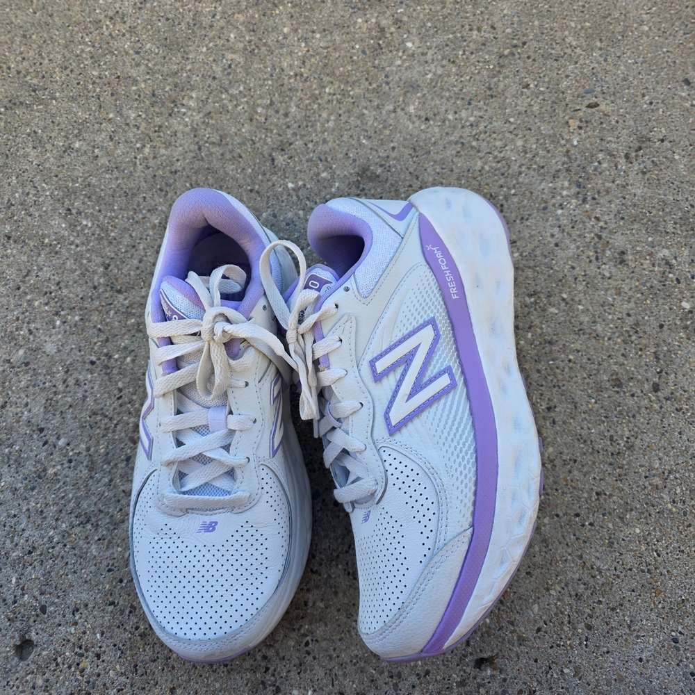 New Balance Fresh Foam Leather  Women's White and Purple Sneakers Size 9B - Picture 2 of 14